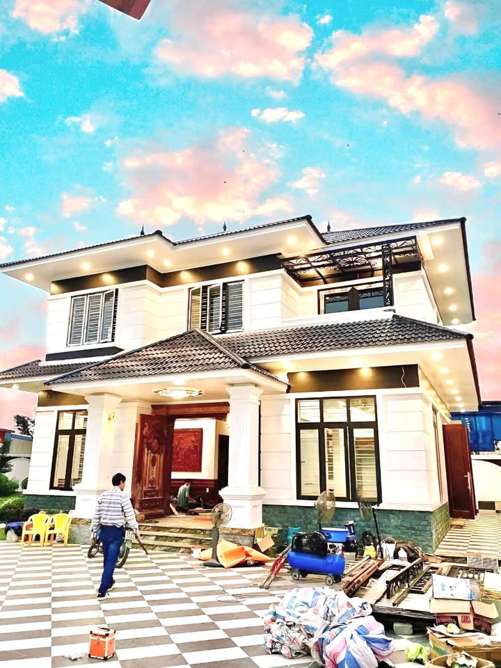 Nhà góc 2 tầng Trần Nhật Duật, Móng Cái 85m² - Thiết kế hiện đại, vị trí đắc địa!