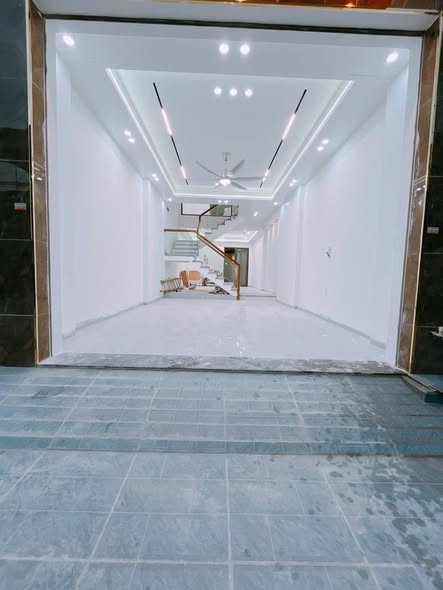 Nhà 4 tầng mặt đường Kha Lâm, Phường Phù Liễn, 60m² giá 4 tỷ - Đầu tư lý tưởng!