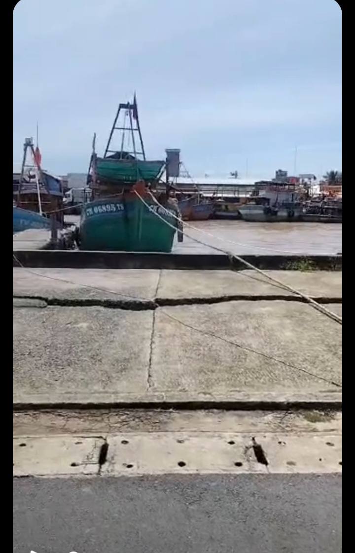 Nhà bán Định An, Trà Cú, Trà Vinh 240m² giá 2.7 tỷ - Sổ hồng chính chủ!