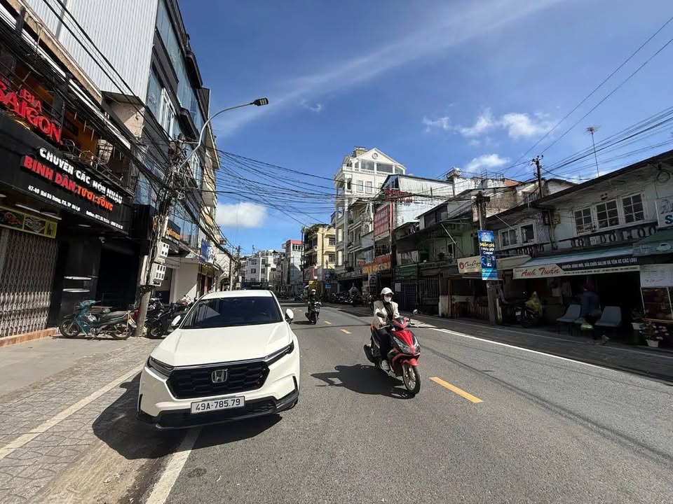 Đất nền 3 mặt tiền đường Hai Bà Trưng, Đà Lạt 70m² giá 18.5 tỷ - Vị trí đắc địa cho kinh doanh