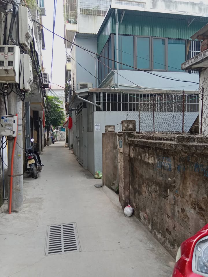 Đất nền Xuân Đỉnh 35m² giá 6.1 tỷ - Vị trí lô góc thông thoáng!