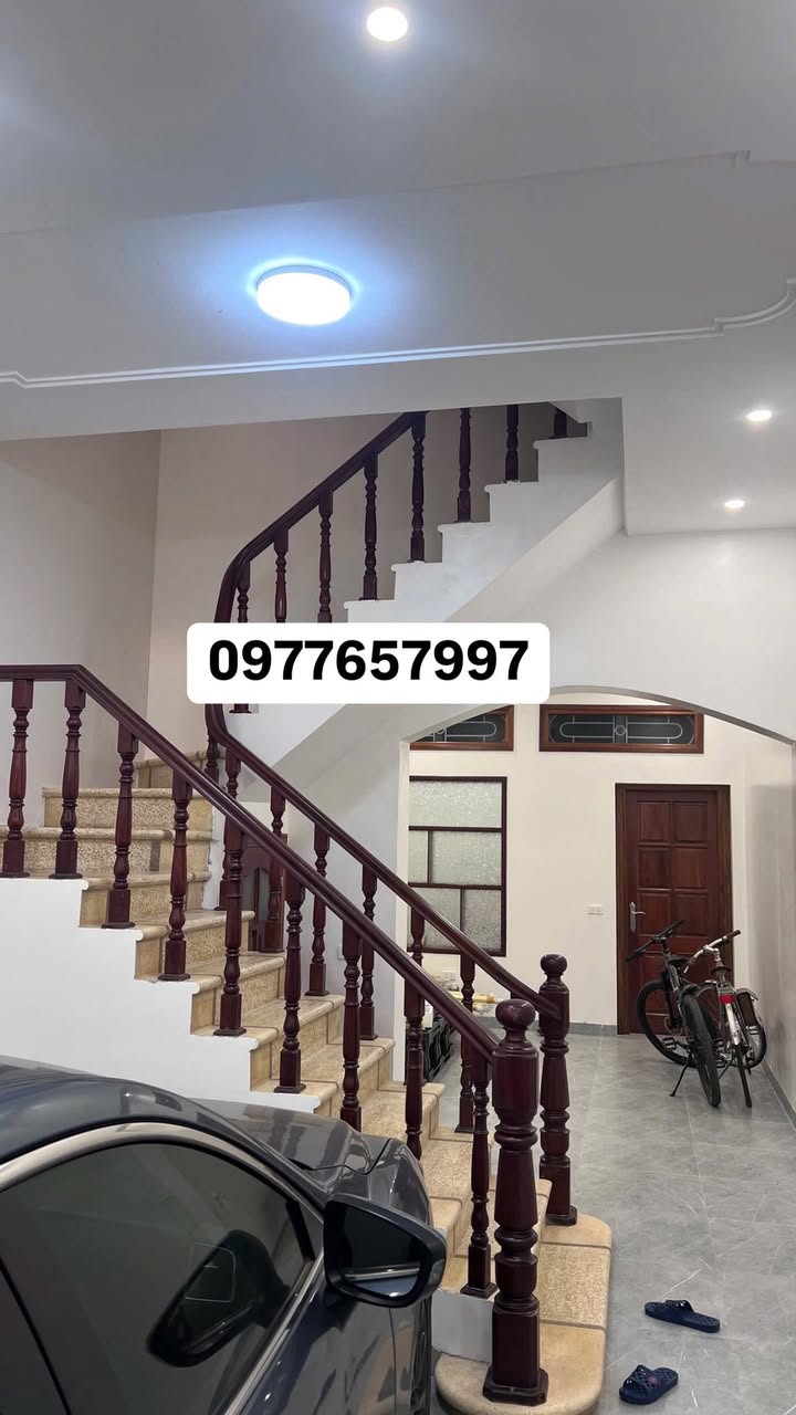 Nhà Phân Lô Đại Kim 51m² giá 2.4 tỷ - Ô tô đỗ cửa, an ninh tốt!