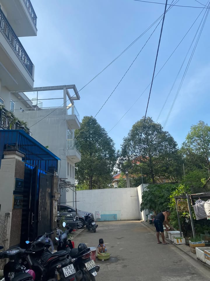 Nhà nguyên căn cho thuê tại quận 9 - Địa chỉ thuận tiện, giá thỏa thuận!