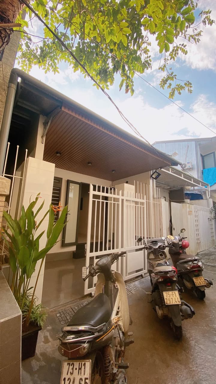 Nhà phố đẹp 56m² tại kiệt 44 Duy Tân, TP Huế - Giá chỉ 1.79 tỷ!