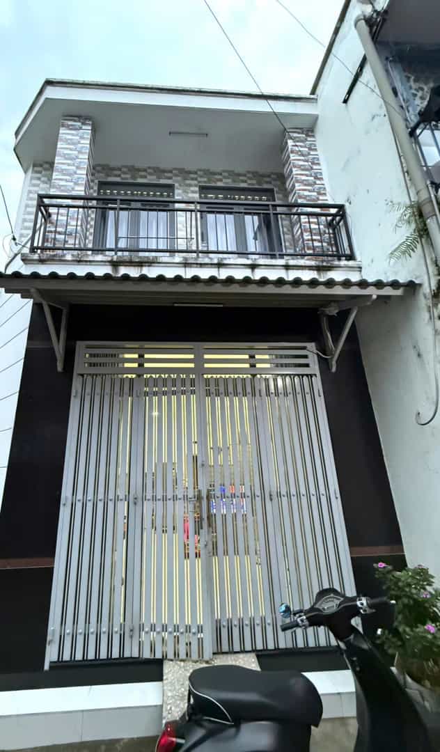 Nhà gần chợ Tân Hương, Tân Phú, 35m² giá 3.65 tỷ - Sổ hồng riêng không quy hoạch!