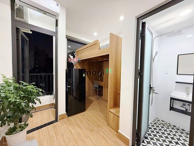 Duplex ban công 30m² giá 5.2 triệu - Vị trí trung tâm Quận 10 thuận tiện di chuyển!