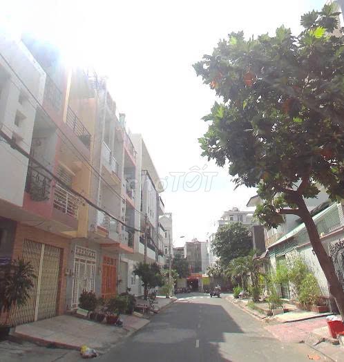 Nhà cấp 4 mặt tiền nội bộ Bình Phú 56m² giá 7.9 tỷ - Tiện xây mới!