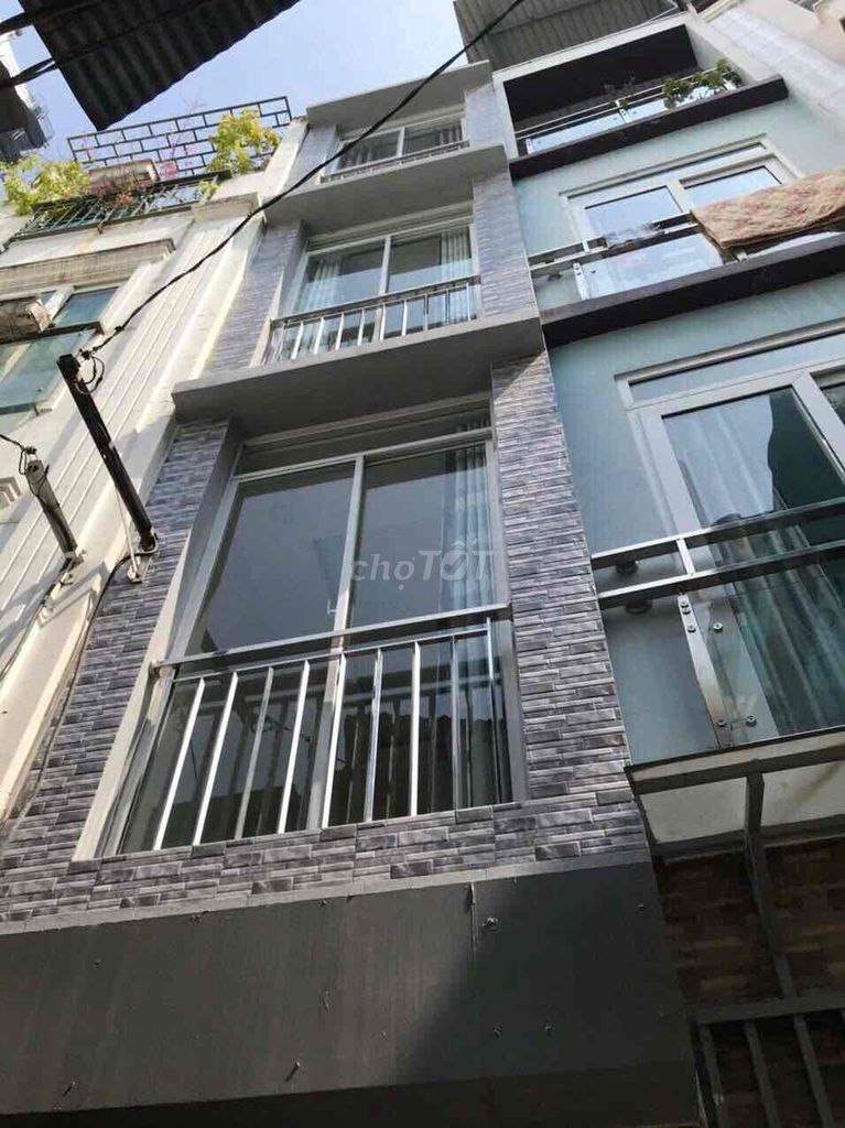 Nhà cho thuê hẻm Lê Thị Riêng 30m² giá 15 triệu - Full nội thất sang trọng!