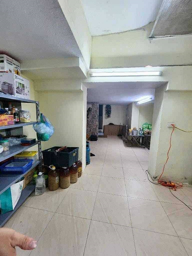 Bán nhà mặt phố Phúc Tân, Hoàn Kiếm 100m² chỉ 10 tỷ - Kinh doanh hiệu quả