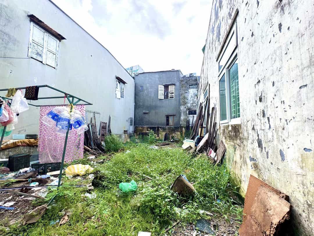 Bán Đất Kiệt 146 Nguyễn Hoàng Đà Nẵng 75m² giá 2.67 tỷ - Vị trí trung tâm, tiện ích đầy đủ!