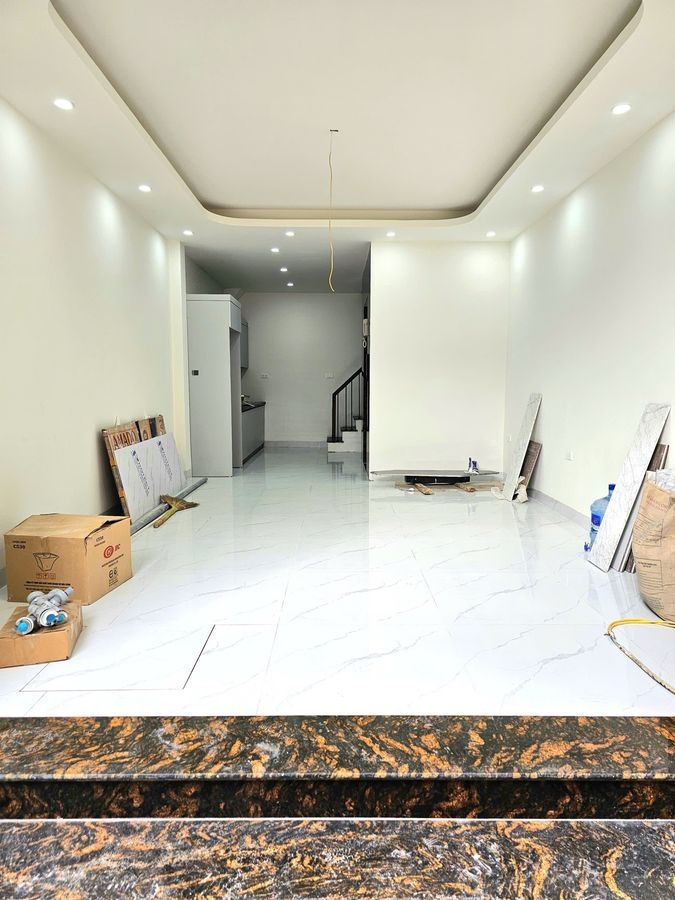 Nhà Thụy Phương 6 tầng 40m² giá 10.8 tỷ - Kinh doanh đỉnh cao, ô tô đỗ cửa!