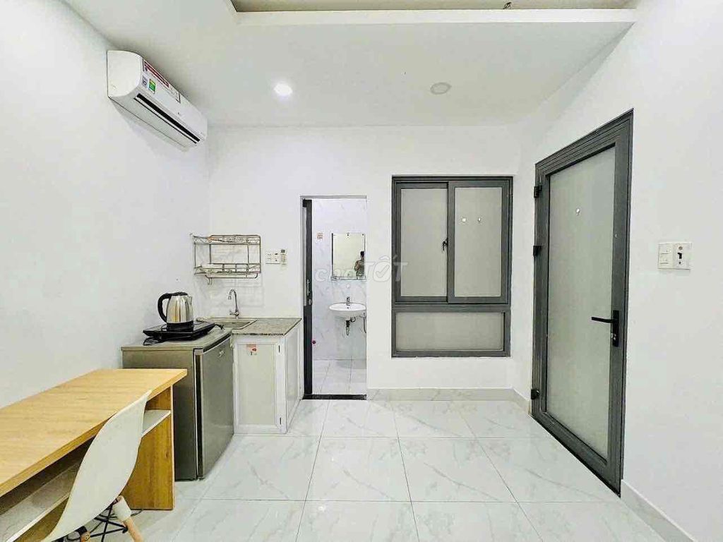 Phòng trọ Tân Phú 25m² giá 3.2 triệu - Full nội thất, cửa sổ thoáng mát!