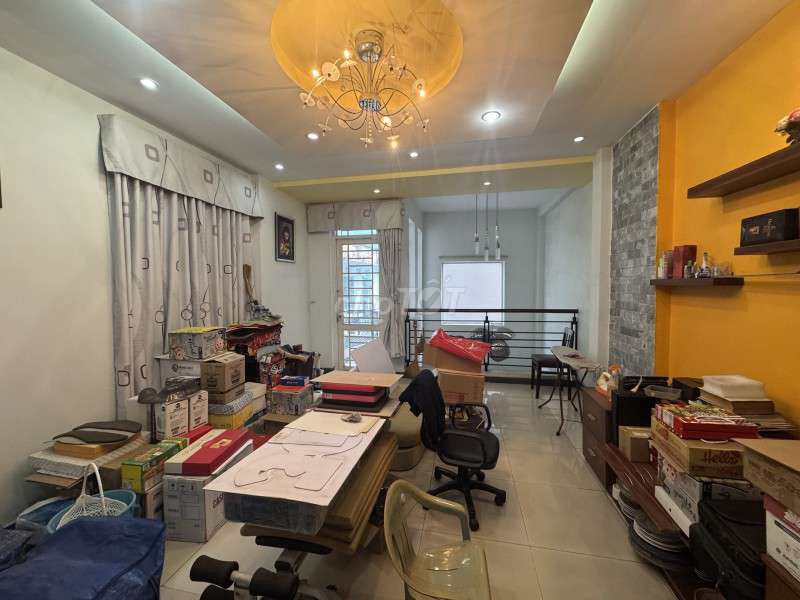 Nhà phố đường Trần Kế Xương, phường 7, quận Phú Nhuận 80m² giá 16 tỷ - Góc thoáng sáng hiếm có!