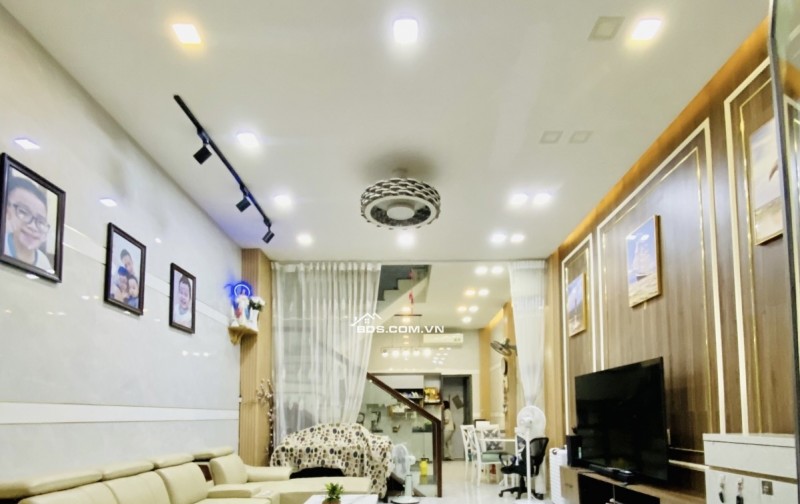 Nhà Đẹp 4 Tầng KDC Sài Gòn Mới, Huỳnh Tấn Phát, 52m², Giá 6.6 Tỷ - Vị Trí Chuẩn Ô Tô