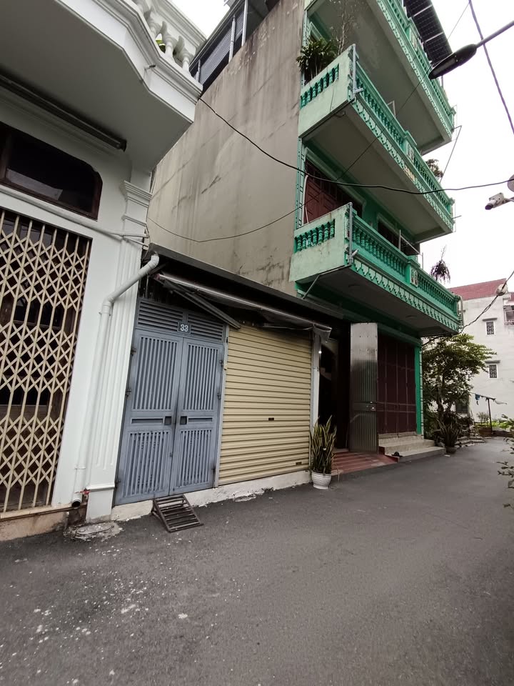 Đất Thượng Thanh Long Biên 40m² giá 8 tỷ - Lô duy nhất chào bán!