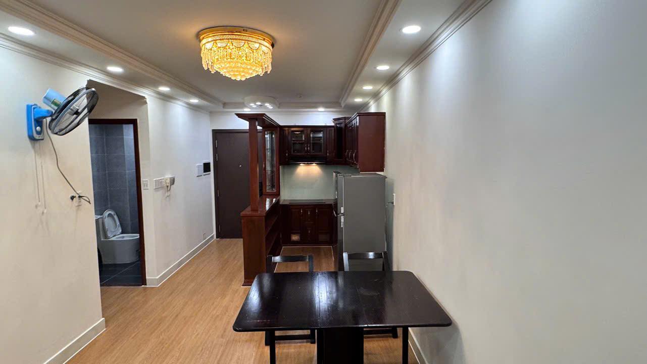 Căn hộ Wilton Tower 2PN view sông giá 16 triệu - Tiện nghi đầy đủ, sẵn sàng vào ở!