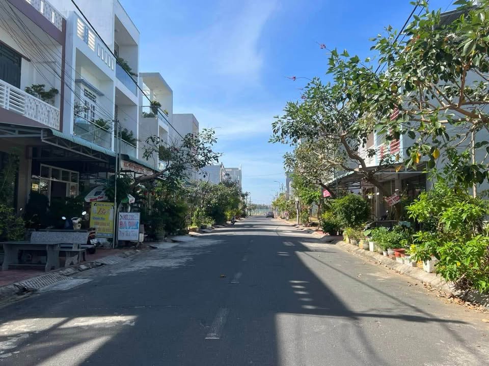 Đất nền mặt tiền đường Nguyễn Kim Vang, phường 9, Tuy Hòa - Diện tích 76m², giá 2.65 tỷ - Cơ hội đầu tư hấp dẫn!
