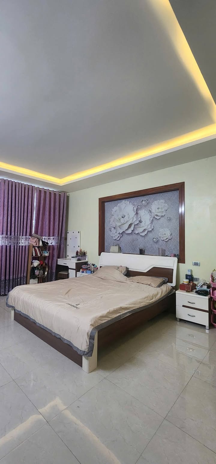 Nhà 3 Tầng Phường Đông Hải, Thanh Hóa 80m² giá 4 tỷ - Thiết kế hiện đại, sổ đỏ chính chủ!