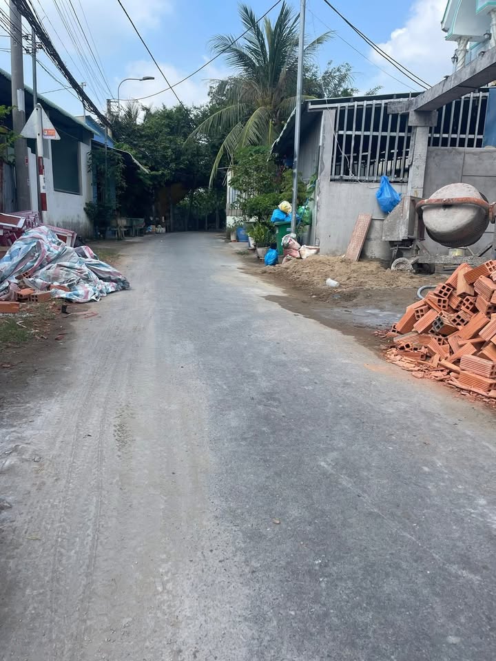 Nhà mặt tiền đường Nguyễn Thị Chanh, Cần Giuộc 103m² giá 2.9 tỷ - Phù hợp kinh doanh nhỏ!