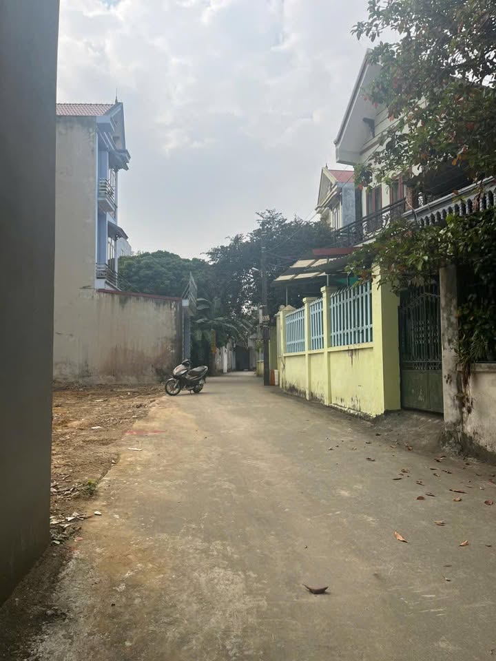 Đất nền Thắng Hiệp Hòa 110m² giá 1 tỷ - Vị trí đắc địa gần trường học!