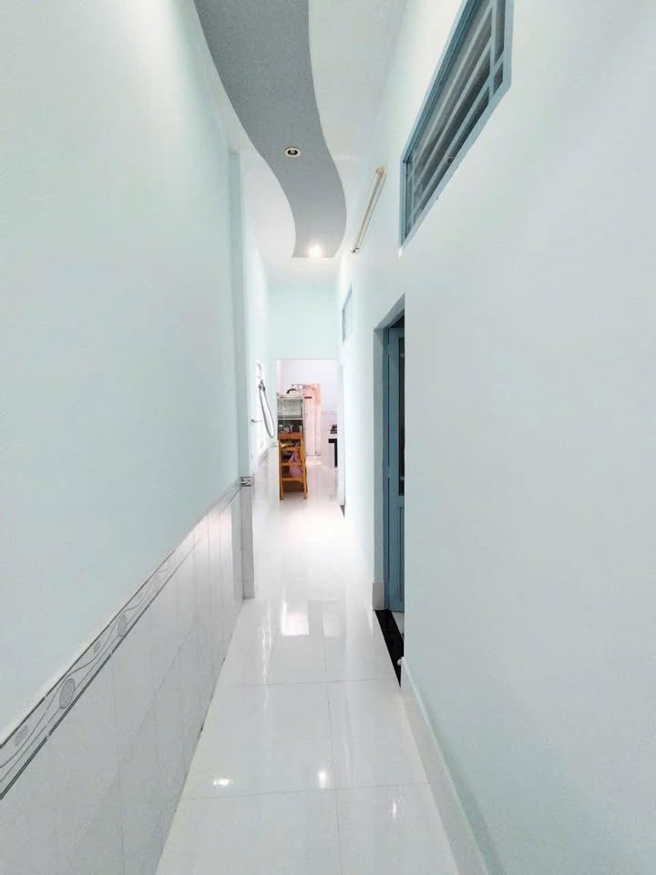 Nhà 2 phòng ngủ hẻm Nguyễn Văn Cừ 76m² giá 2.38 tỷ - Cách khu đô thị mới chỉ 150m!