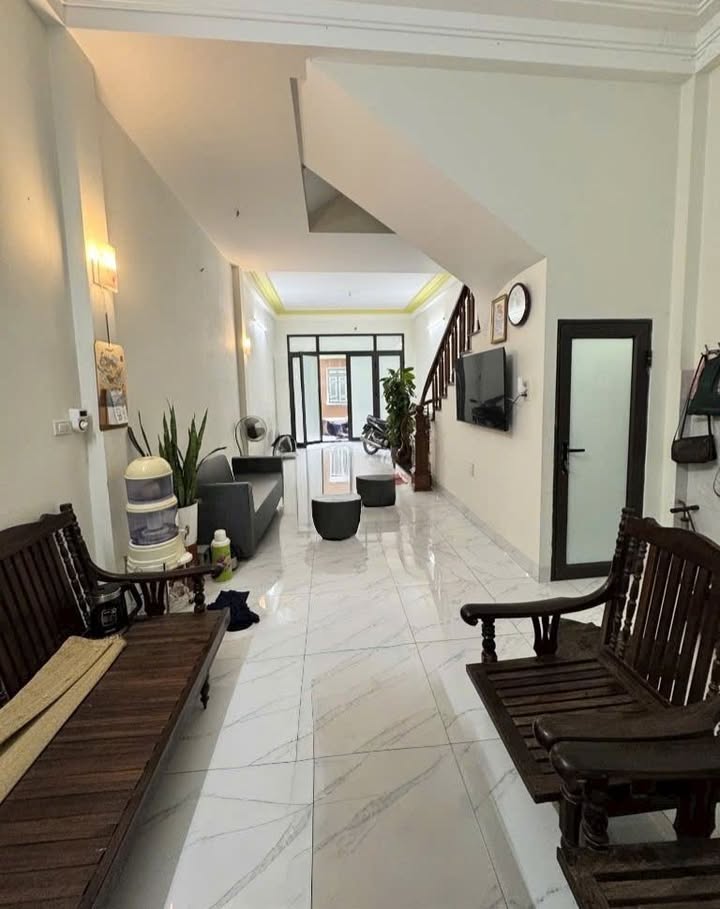 Nhà dịch vụ Tràng Cày, Phú Lãm 50m² giá 11 tỷ - Vị trí đắc địa cho kinh doanh!