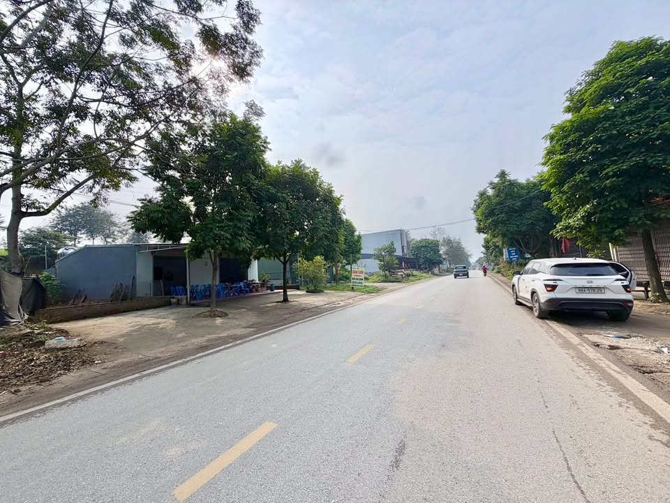 Đất Kinh Doanh Mặt Đường QL32 Sơn Hùng 100m² Giá 1 Tỷ - Đầu Tư Hời!