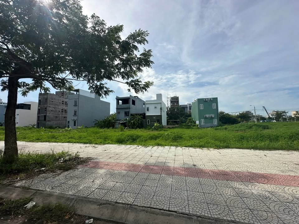 Đất nền đường Lê Quảng Chí, quận Cẩm Lệ, 122m² chỉ 9.03 tỷ - Cơ hội đầu tư hấp dẫn!