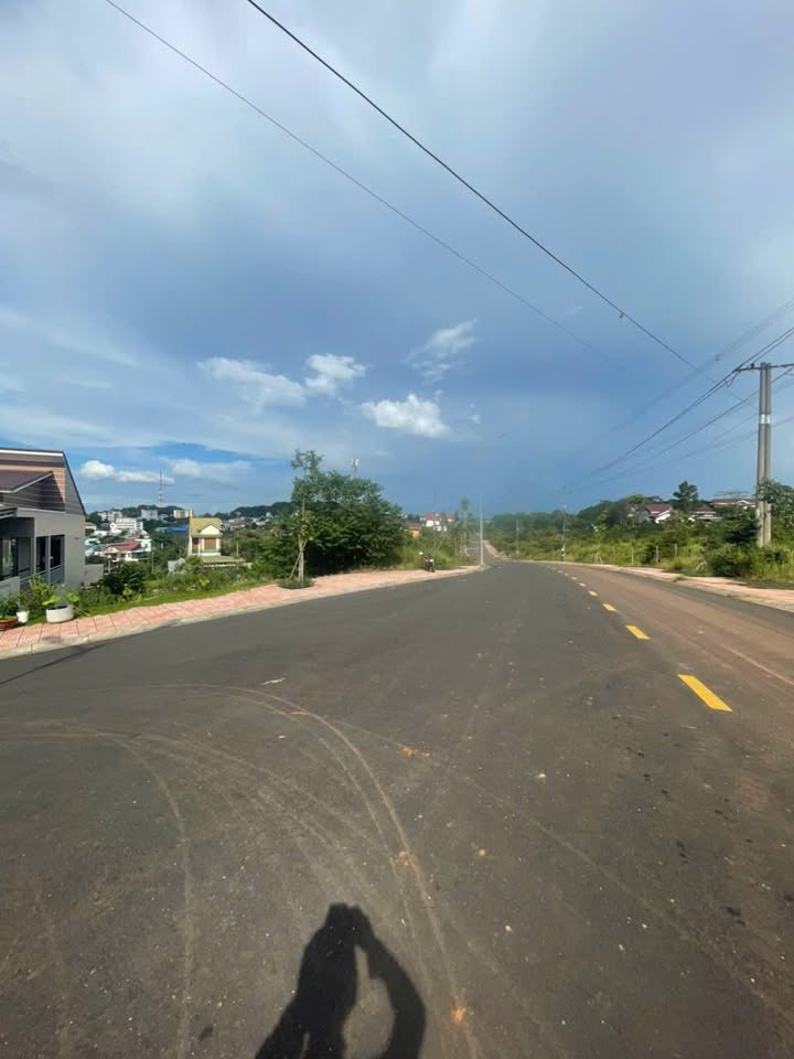 Đất nền lô góc Trần Cừ Gia Nghĩa 240m² giá 1.7 tỷ - Cơ hội đầu tư hiếm có!