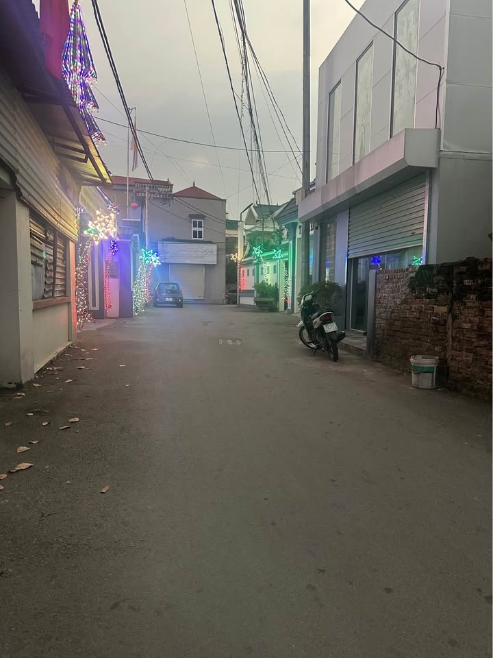 Nhà phố khu phố Mao Trung, phường Phượng Mao 70m² giá 2 tỷ - Vị trí đẹp, thông thoáng!