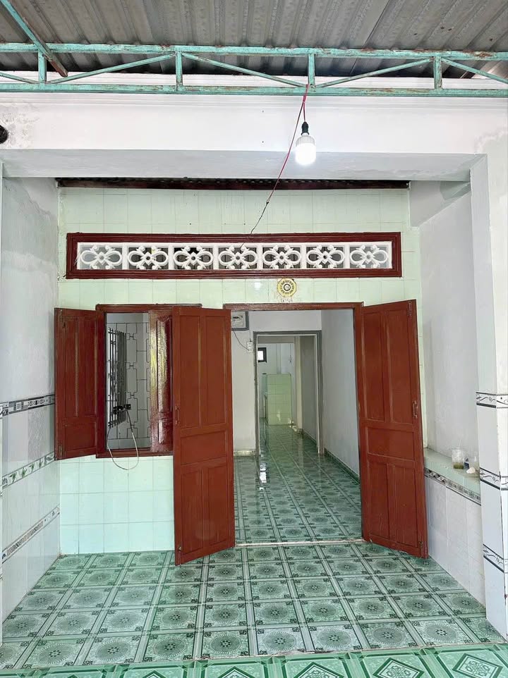 Nhà bán Phường Bình Thuận, Quận 7, 80m² giá 1.049 tỷ - Thương lượng ngay!