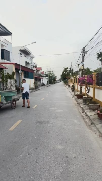 Nhà 3 tầng tân cổ điển tại An Dương, Hải Phòng - Giá chỉ 1 tỷ, ô tô đỗ cửa!