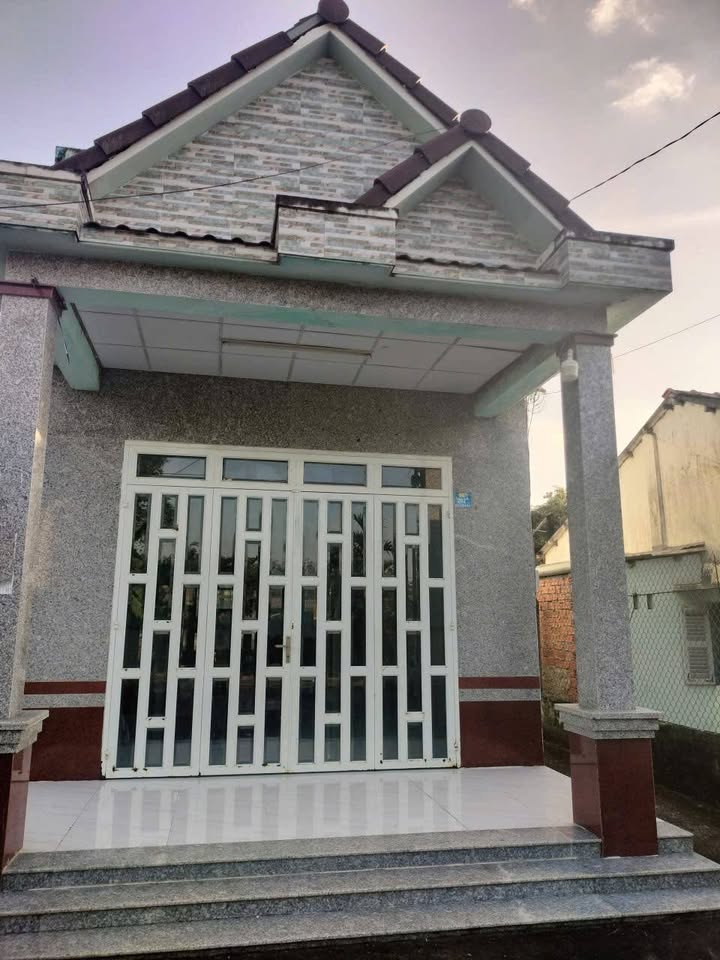 Nhà cấp 4 tại Ấp Xà Lan, Sóc Trăng 300m² giá 950 triệu - Bán gấp chính chủ!