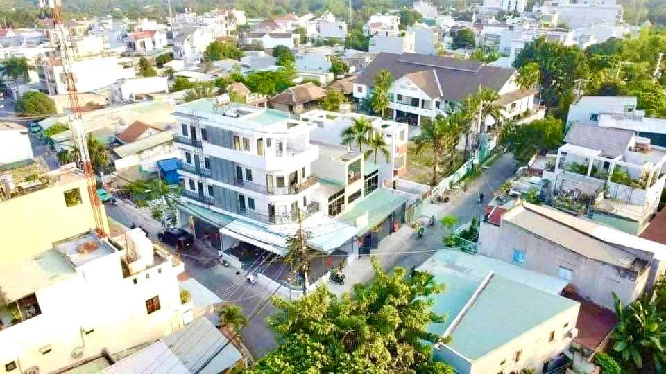 Bán FrontHouse 2 mặt tiền đường 182, Thủ Đức 210.8m² giá 23.5 tỷ - Đầu tư sinh lời khủng!