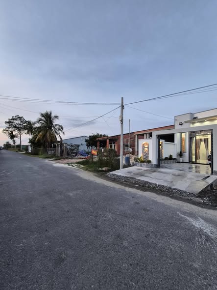 Nhà bán Trường Đức, Phường Long Hoa, Tây Ninh 150m² giá 1.27 tỷ - Sổ hồng riêng, sang tên ngay!