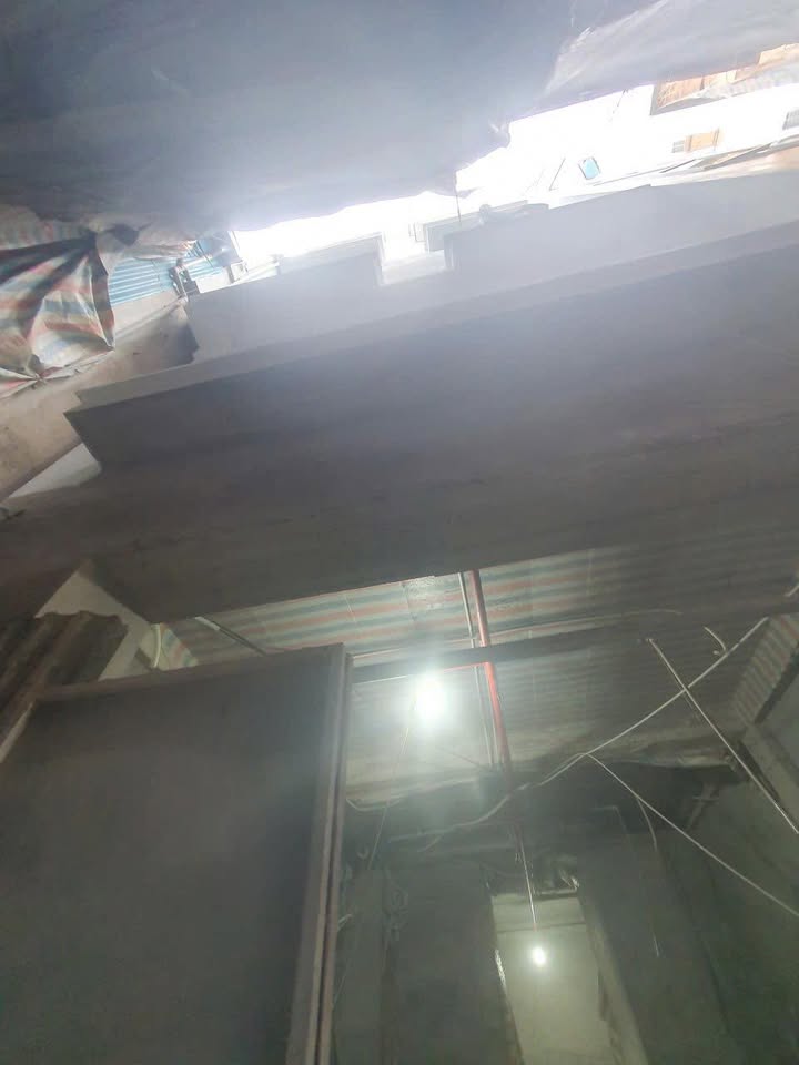 Cho thuê CHDV mới 7 tầng Đê La Thành, Ba Đình - Full nội thất tiện nghi!