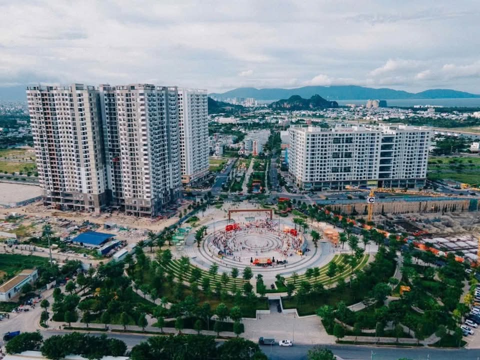 Căn hộ FPT Plaza Đà Nẵng 83m² giá 3.85 tỷ - Full nội thất sang trọng!