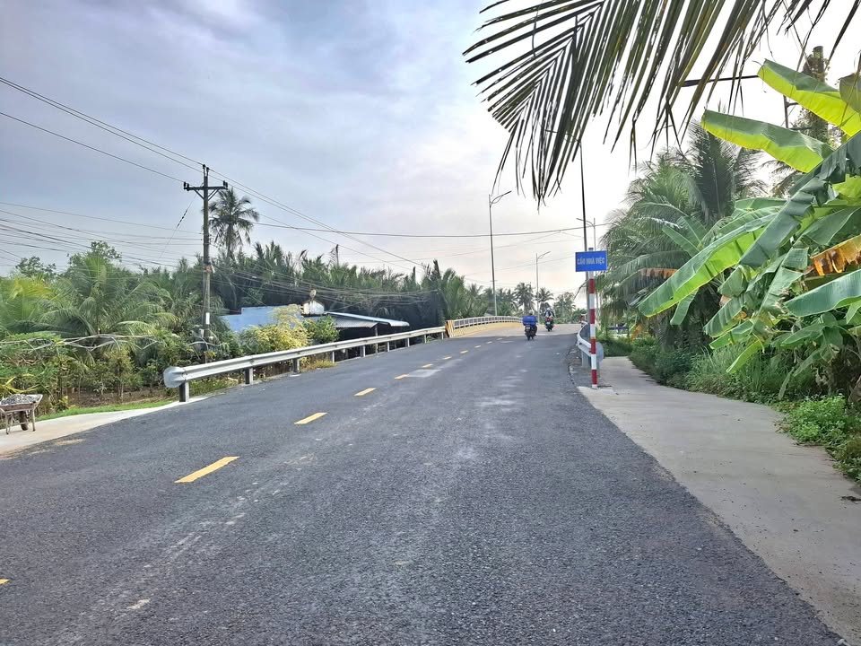 Đất nền mặt tiền Lộ Cầu Nhà Việc Phú Nhuận 224m² giá 1.75 tỷ - Đầu tư sinh lời tuyệt vời!