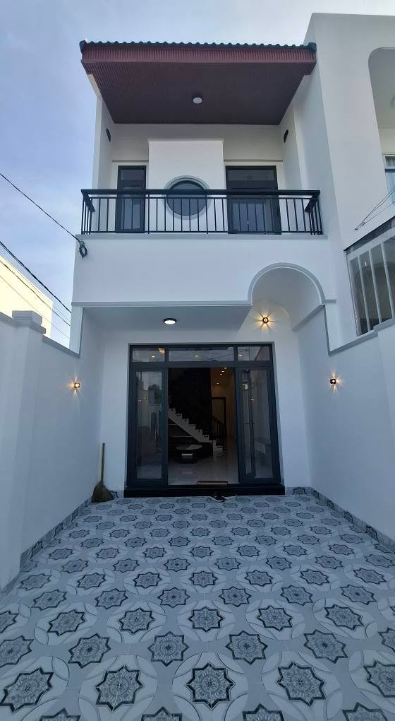 Nhà mới xây tại Mỹ Tho 80m² giá 2.98 tỷ - Thiết kế đẹp, sẵn nội thất!