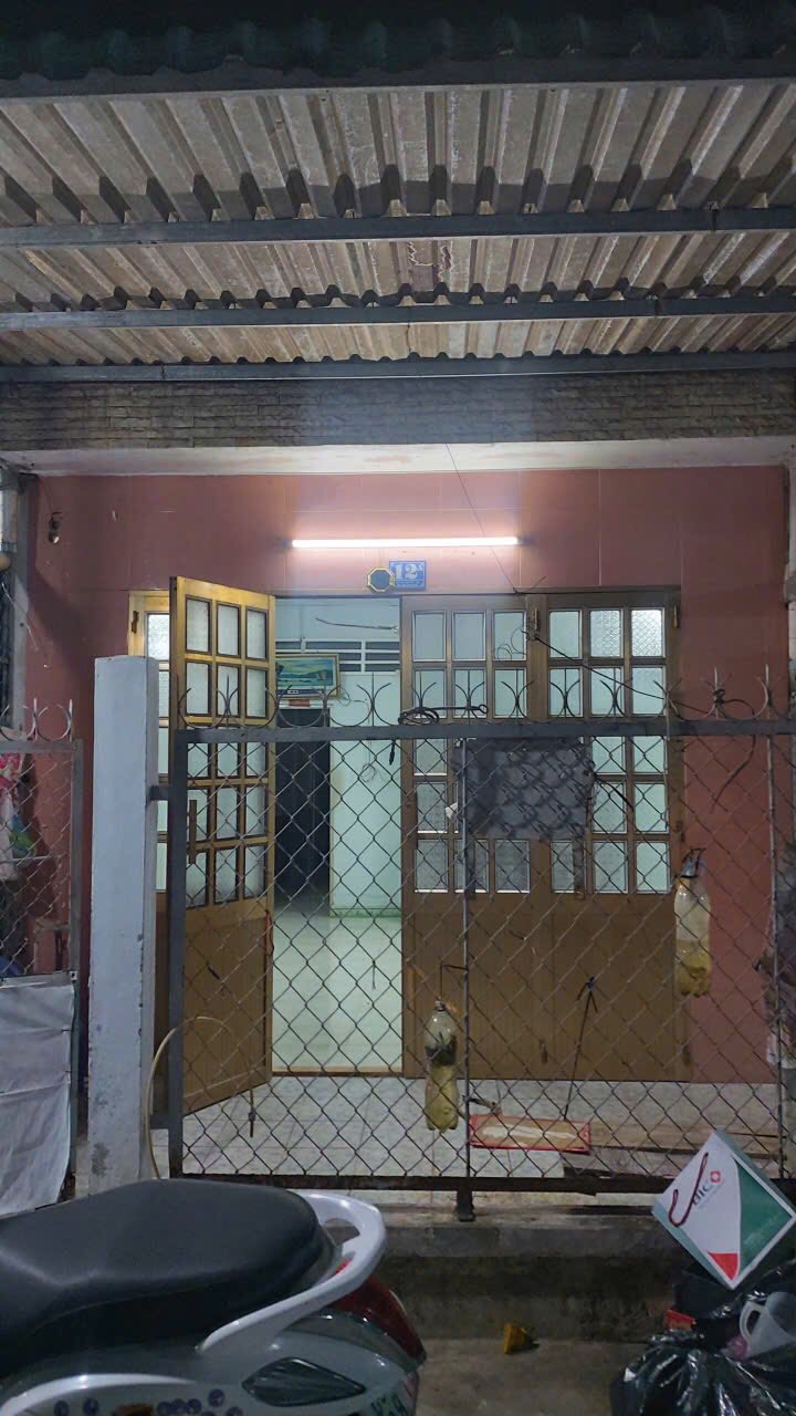 Cho thuê nhà nguyên căn hẻm đường Hùng Vương, Mỹ Tho 2.7 triệu - Khu an ninh, sạch đẹp!