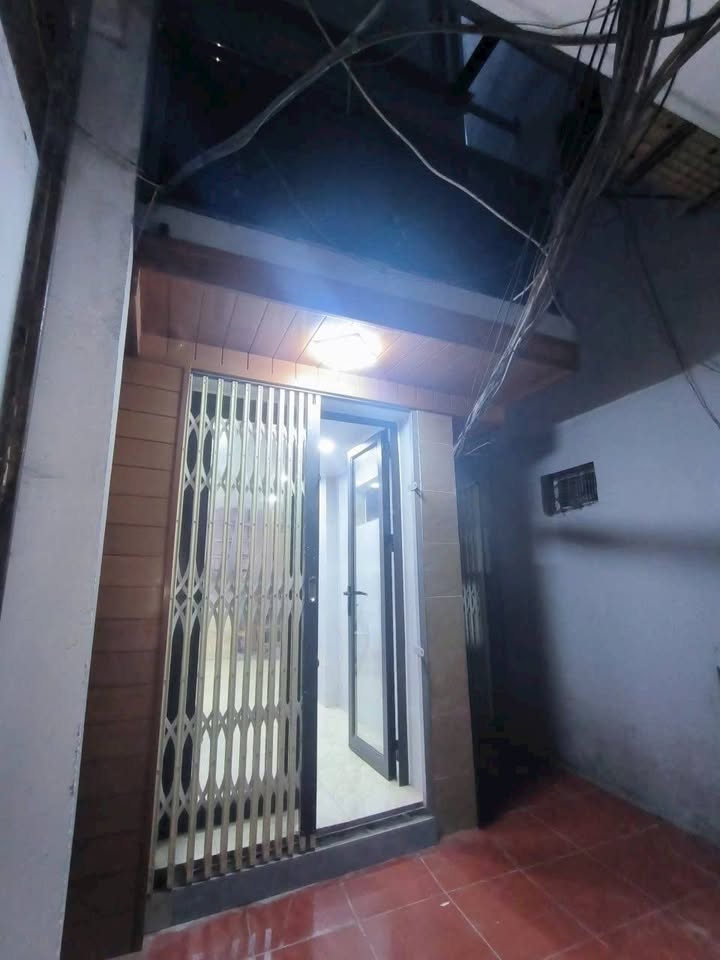 Nhà góc Bạch Mai 17m² giá 3 tỷ - Sẵn sàng vào ở ngay!