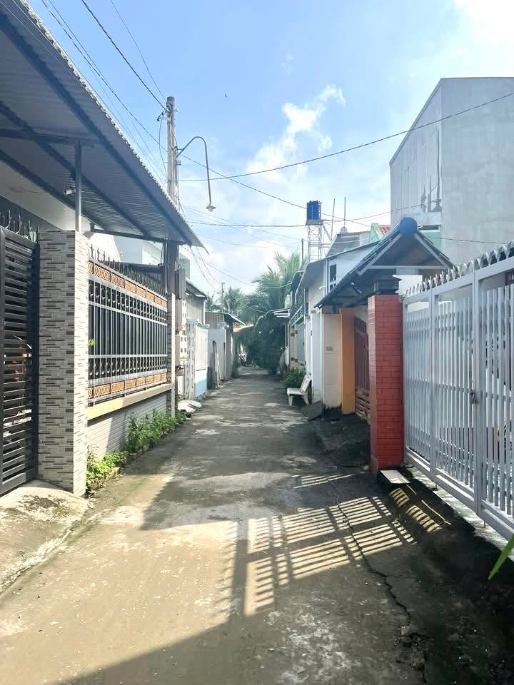 Nhà nguyên căn cho thuê tại Đạo Thạnh, Mỹ Tho 90m² giá 3.5 triệu - Gần khu hành chính!