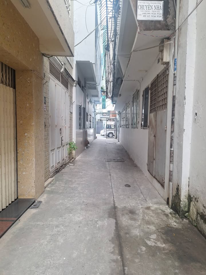 Nhà cho thuê hẻm 3m đường Trần Đình Xu, Quận 1, Diện tích 24m² - Giá chỉ 7 triệu/tháng!