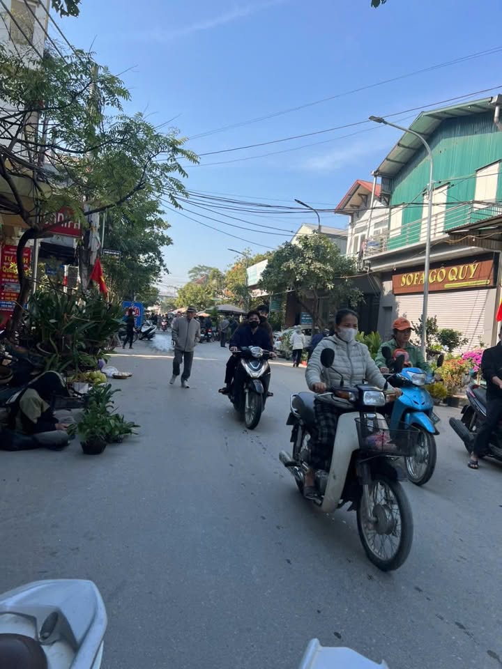 Nhà mặt đường Chợ Cây Bình Phú, Thạch Thất 107m² - Kinh doanh sầm uất!