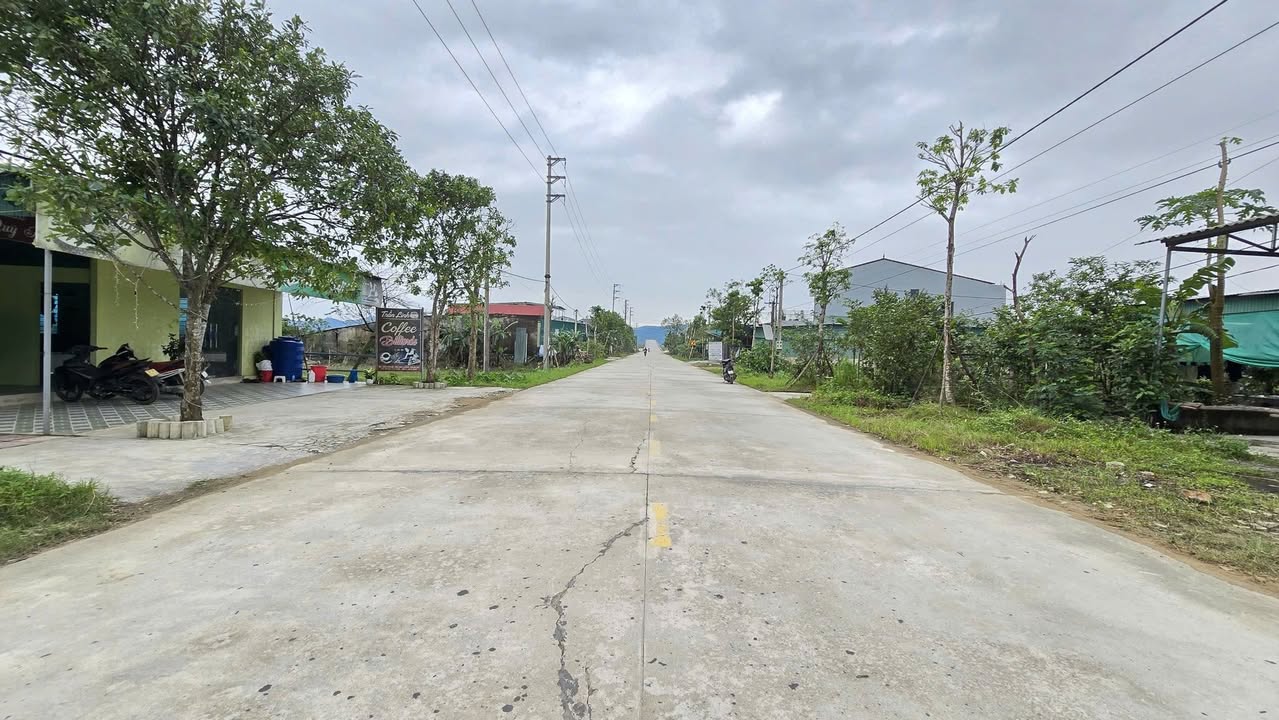 Đất mặt đường Nguyễn Xí, phường Hà Huy Tập, 491m² giá 5 tỷ - Tiềm năng kinh doanh lớn!