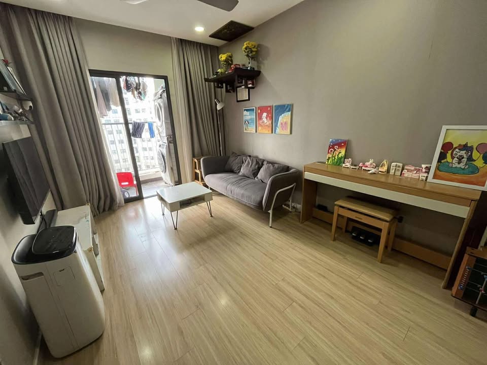 Căn hộ 1+1 Xuân Mai Complex 49m² giá 3.6 tỷ - Nội thất đầy đủ, ban công đẹp!