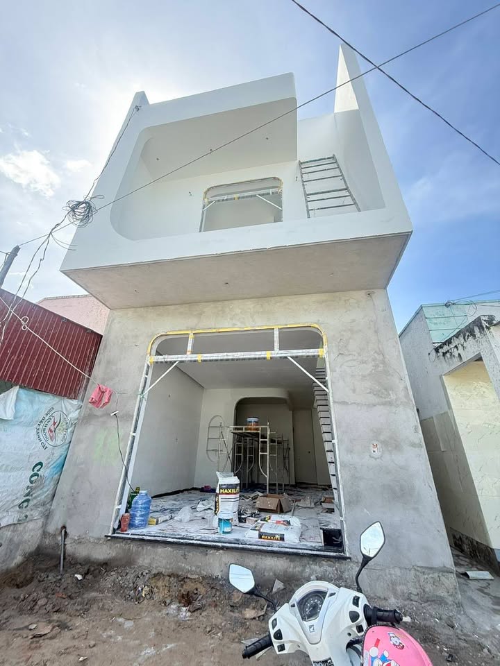 Nhà bán mặt tiền Tiến Lợi, 100m² giá 1.8 tỷ - Nội thất đẹp lung linh!