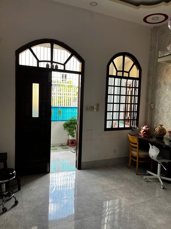 Nhà gác lửng 67.6m² hẻm Thủ Khoa Huân, giá 1.9 tỷ - Thiết kế thông thoáng, sẵn sàng ở ngay!