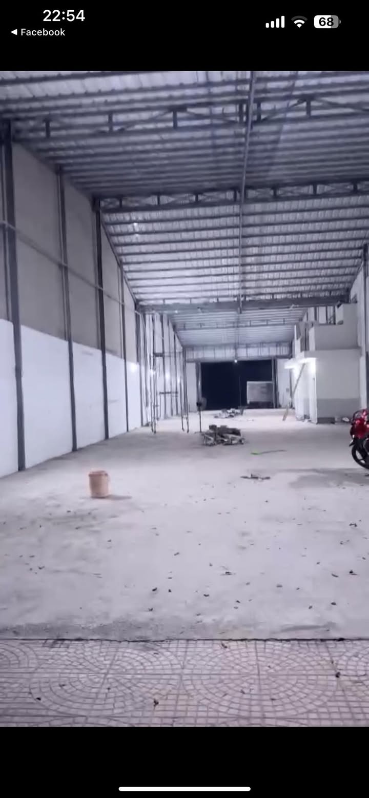 Cho thuê kho 500m² tại Đồng Nguyên, Từ Sơn giá 25 triệu - Kho cao 8m, xe container tránh nhau!