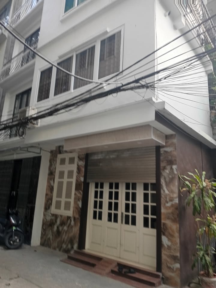Nhà riêng 5 tầng ngõ Quỳnh, Quỳnh Lôi 35m² giá 8 tỷ - Đầu tư sinh lời!